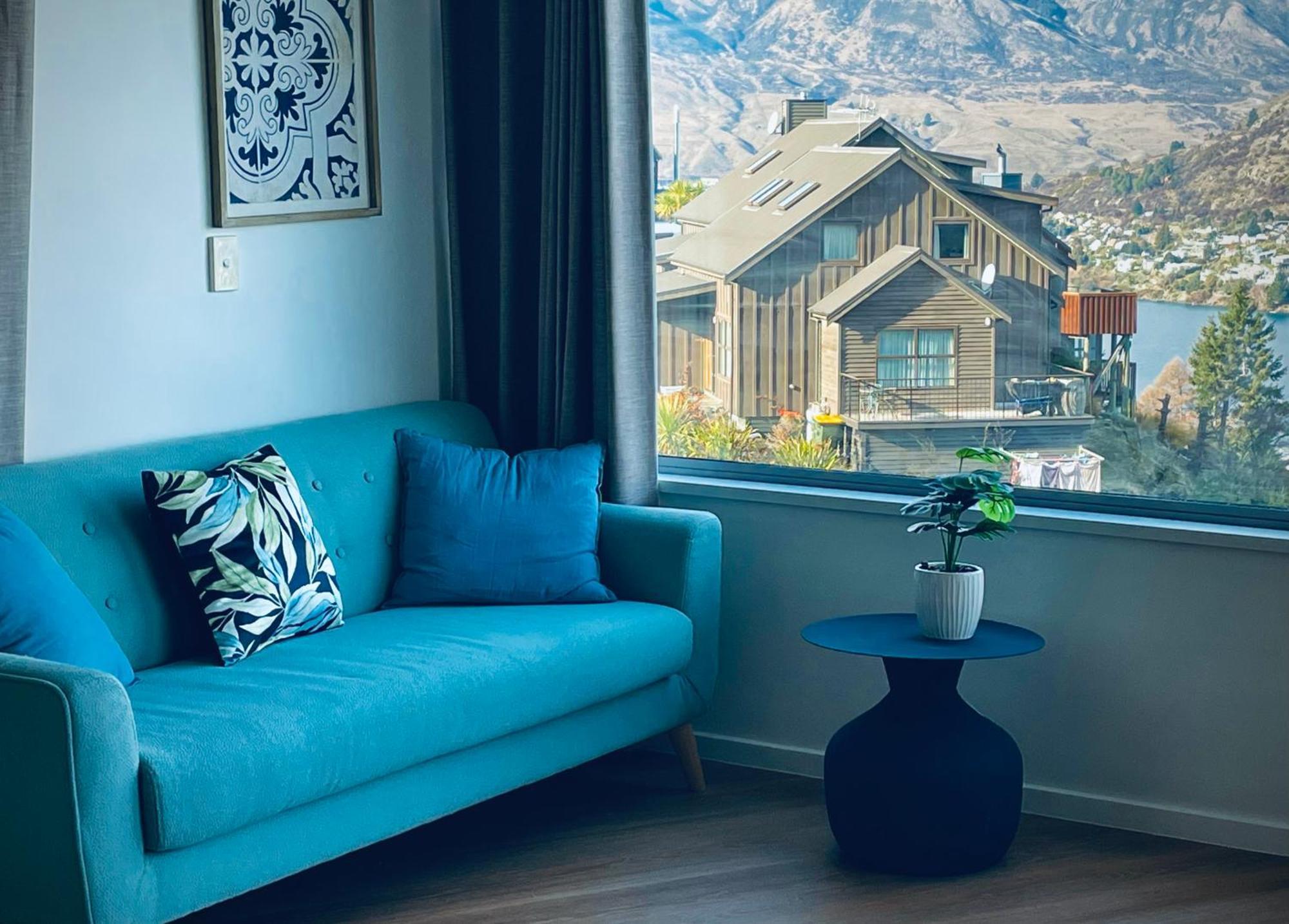 Ming'S Lakeside Goldleaf Suites Queenstown Exterior photo